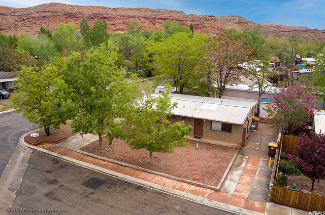 470 Bowen Cir, Moab, UT 84532 — photo 2