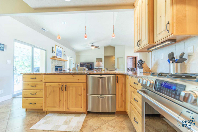 1088 Red Cliffs Rd, Leeds, UT 84746 — photo 9