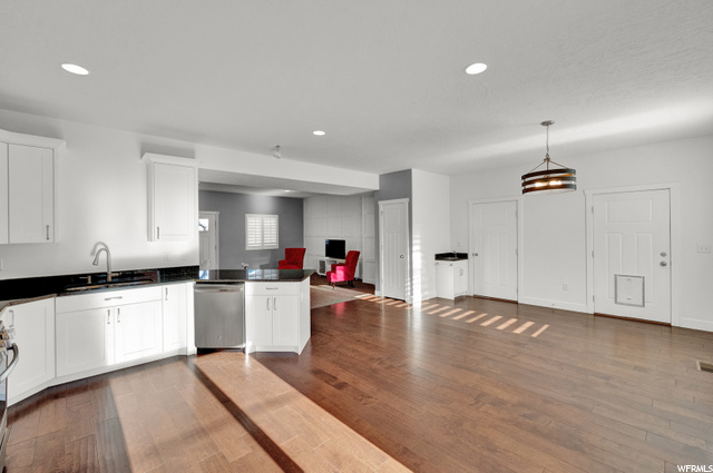 7490 S 410 E, Midvale, UT 84047 — photo 12