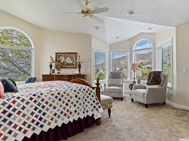 934 Barton Ct, Bountiful, UT 84010 — photo 9