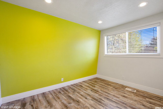 1069 E 10600 S, Sandy, UT 84094 — photo 9
