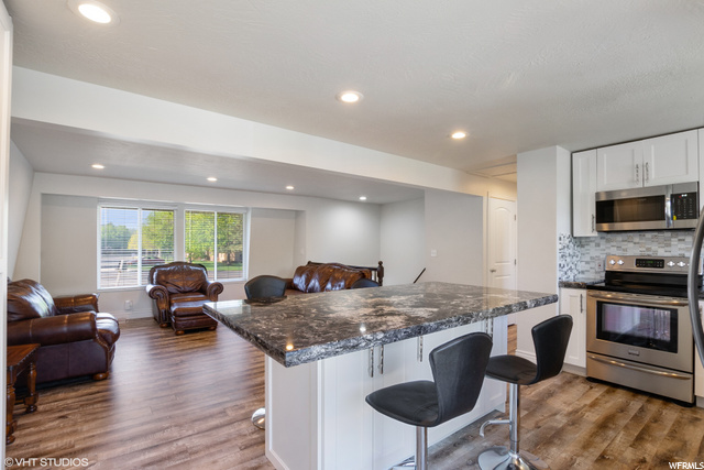 1069 E 10600 S, Sandy, UT 84094 — photo 3
