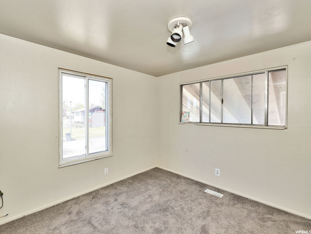 402 E 10185 S, Sandy, UT 84070 — photo 11