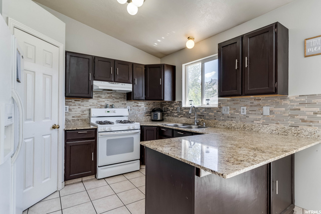 820 Wildflower, Ogden, UT 84404 — photo 6
