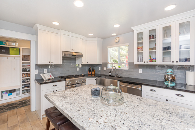 3865 River Valley Dr, Ogden, UT 84405 — photo 9