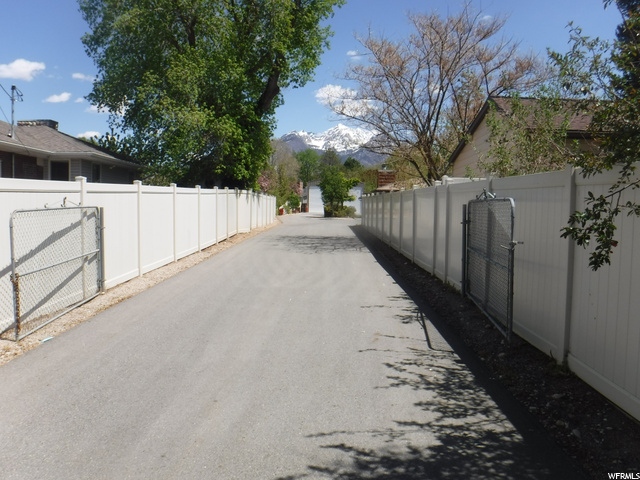 8527 S 1000 E, Sandy, UT 84094 — photo 2