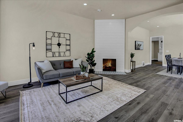 325 E 400 N, Brigham City, UT 84302 — photo 3