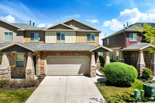 924 W Village Bend Ln S, Midvale, UT 84047