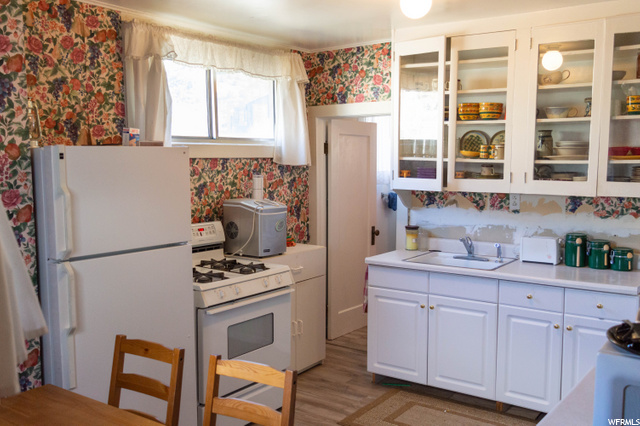 185 S Eagle St W, Eureka, UT 84628 — photo 8