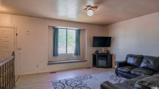 1940 S 200 E, Clearfield, UT 84015 — photo 4