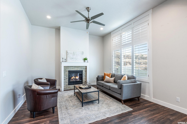 1426 E Daylily Ct, Layton, UT 84040 — photo 2