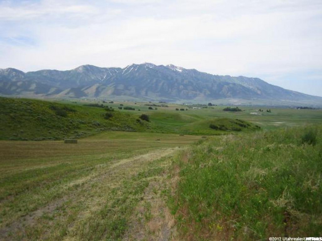 7500 S 1400 W, Hyrum, UT 84319 — photo 2