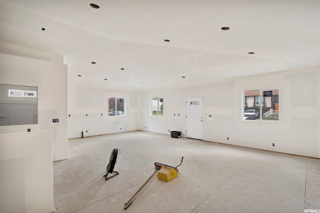 5729 S 2400 W, Roy, UT 84067 — photo 2