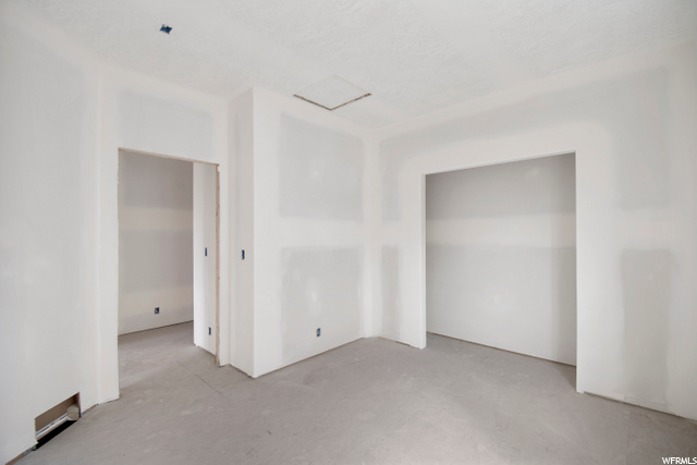5729 S 2400 W, Roy, UT 84067 — photo 10
