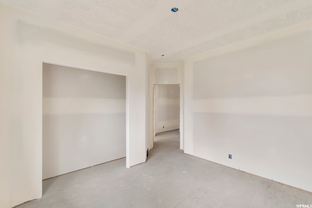 5729 S 2400 W, Roy, UT 84067 — photo 9