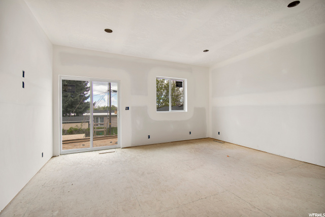 5729 S 2400 W, Roy, UT 84067 — photo 5