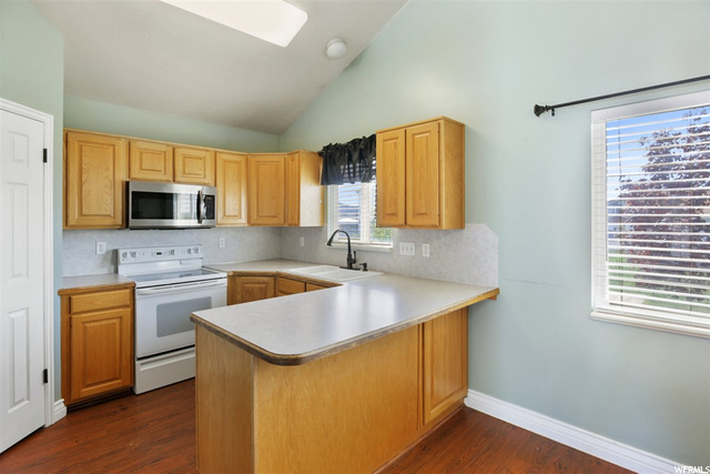 3791 W 5575 S, Roy, UT 84067 — photo 6