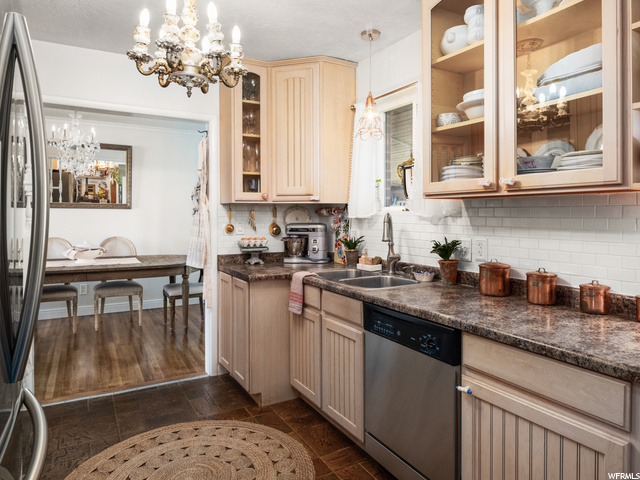 440 E 250 N, Bountiful, UT 84010 — photo 11