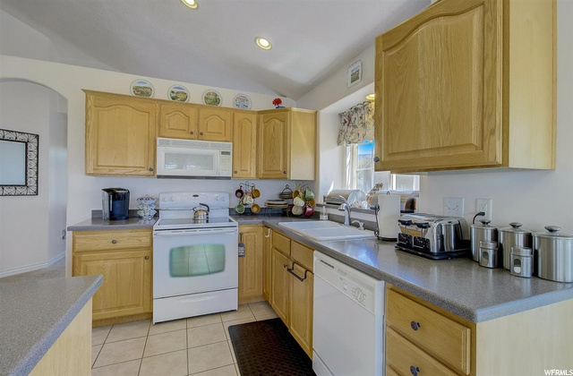 1078 E 2750 N, Layton, UT 84040 — photo 12