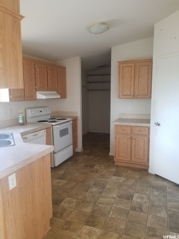1335 E 8900 S, Price, UT 84501 — photo 4