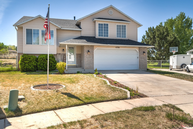 4190 S Lily Dr W, Roy, UT 84067 — photo 2