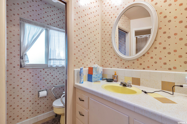 665 E 400 N, Bountiful, UT 84010 — photo 8