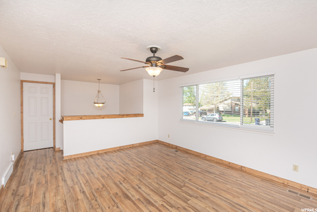 2135 S Main St, Clearfield, UT 84015 — photo 2