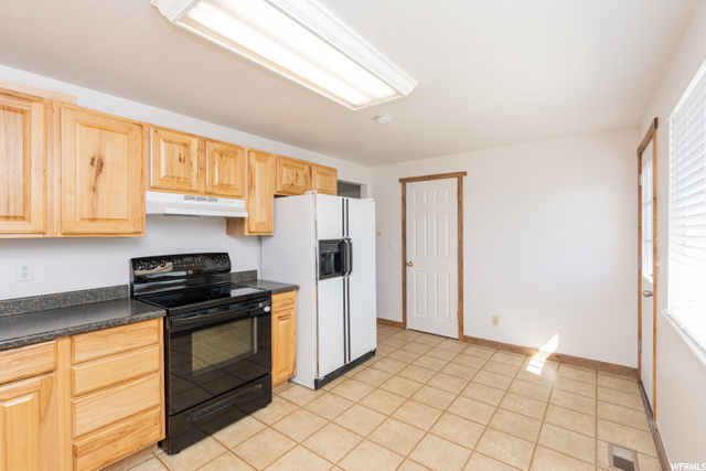 2135 S Main St, Clearfield, UT 84015 — photo 6