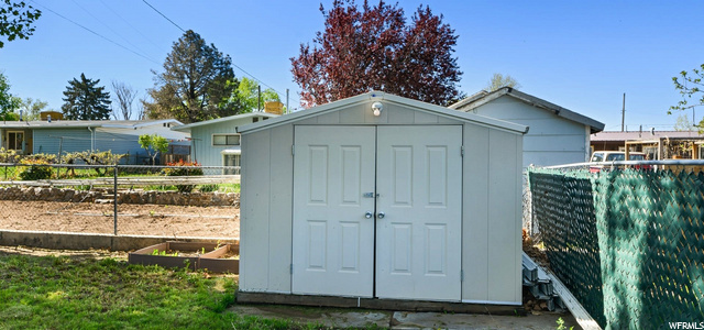 307 W 1600 N, Sunset, UT 84015 — photo 10