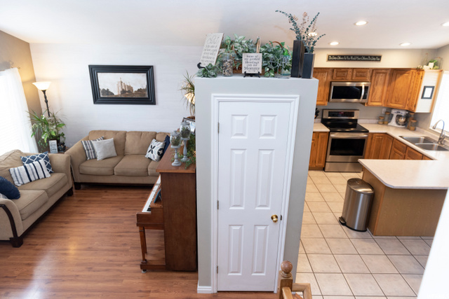 2083 N 2525 W, Clinton, UT 84015 — photo 5