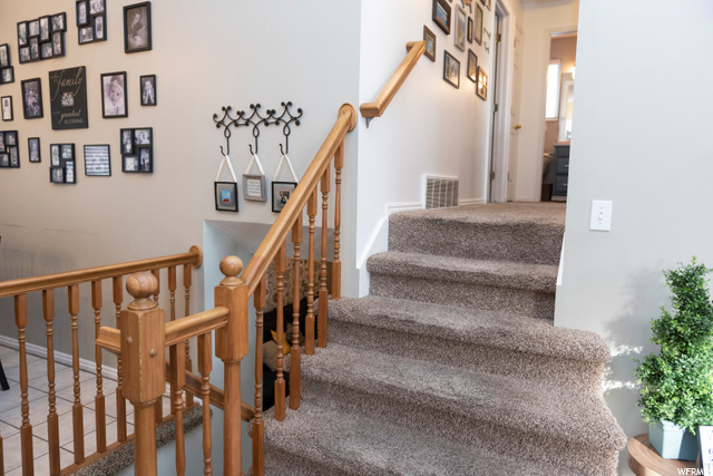 2083 N 2525 W, Clinton, UT 84015 — photo 8