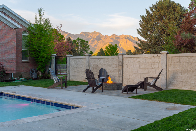 Pool Side Built in Fire Feature