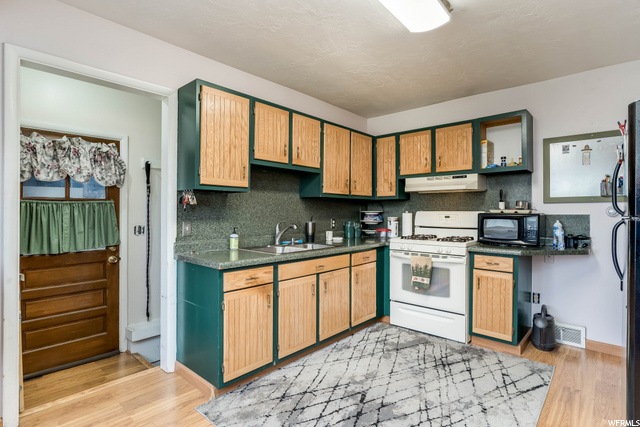 2558 S 400 E, Bountiful, UT 84010 — photo 6