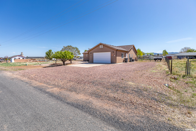 255 S 400 E, Enterprise, UT 84725 — photo 2