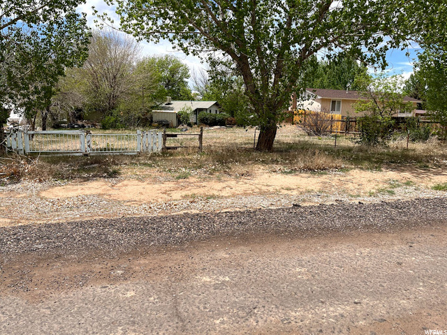 460 S 450 E, Roosevelt, UT 84066 — photo 6