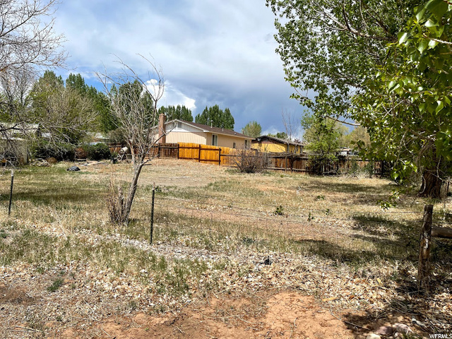 460 S 450 E, Roosevelt, UT 84066 — photo 5