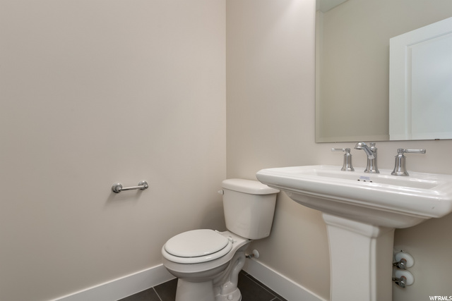 1409 E Heights Way, Fruit Heights, UT 84037 — photo 12