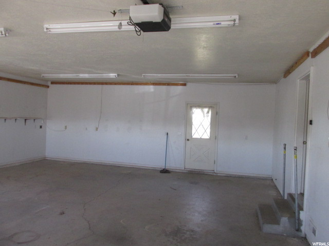 400 E Center St N, Meadow, UT 84644 — photo 8
