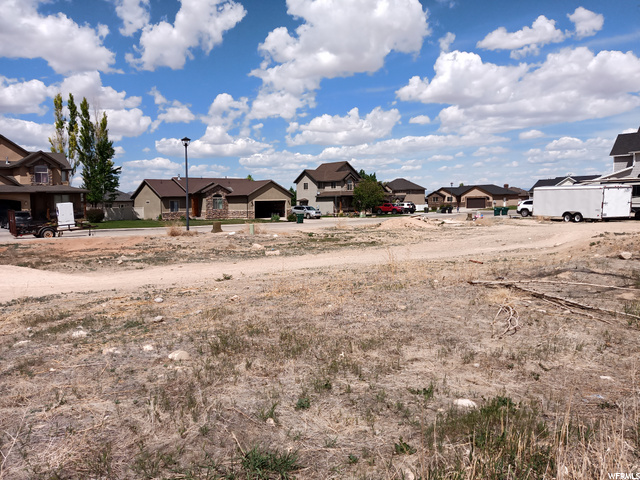 418 E 2970 S, Vernal, UT 84078 — photo 6