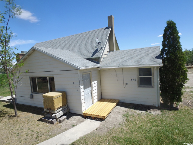 885 S State St, Ferron, UT 84523 — photo 8