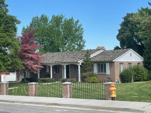 1921 E Jeremy Dr S, Salt Lake City, UT 84121