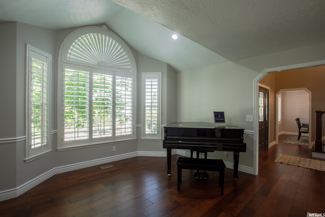 1019 S 1650 E, Bountiful, UT 84010 — photo 8