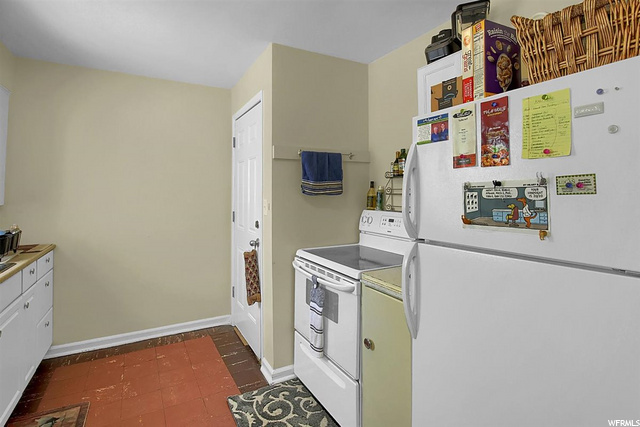 176 S 400 E, Logan, UT 84321 — photo 7
