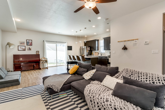 1482 E Primrose Ln, Layton, UT 84040 — photo 4