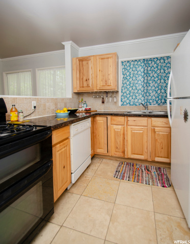 4367 S 150 E, Washington Terrace, UT 84405 — photo 8