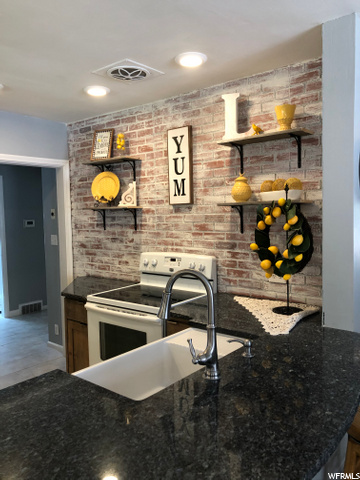 230 E 300 N, Richfield, UT 84701 — photo 7