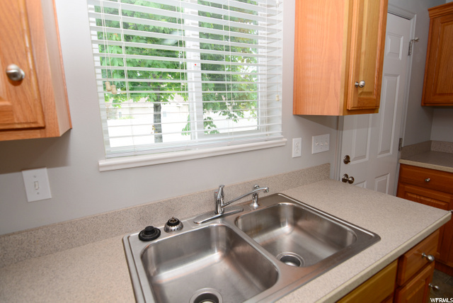 283 W 260 N, Hyde Park, UT 84318 — photo 8