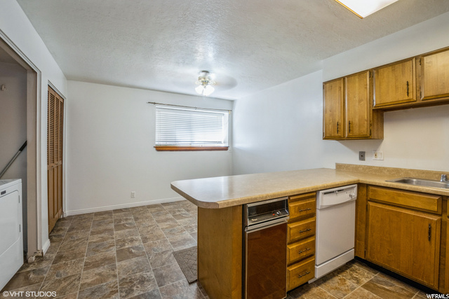 636 E 6870 S, Midvale, UT 84047 — photo 4