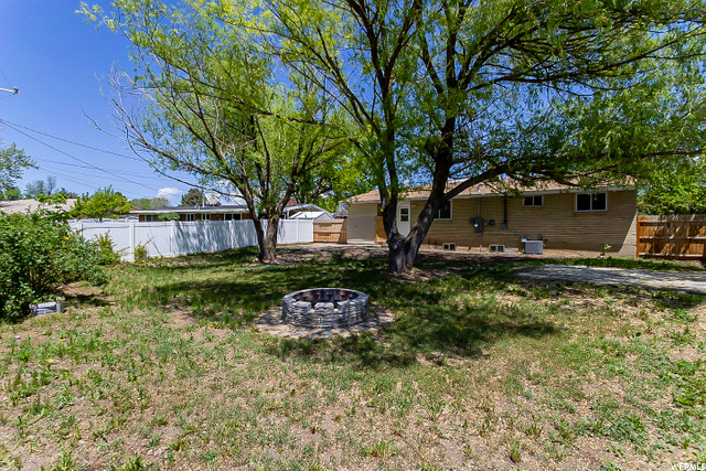 749 Sapphire Dr, Layton, UT 84041 — photo 7