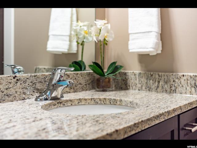 1016 S 1010 E E #39, Provo, UT 84606 — photo 12